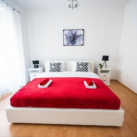 Bright And Modern 1Bdr Apartment In The Center سراييفو المظهر الخارجي الصورة