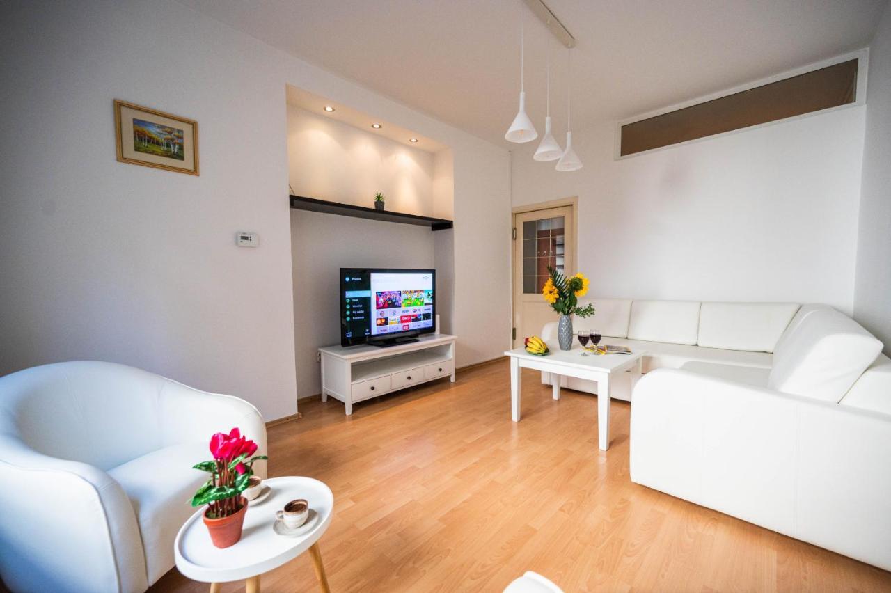 Bright And Modern 1Bdr Apartment In The Center سراييفو المظهر الخارجي الصورة