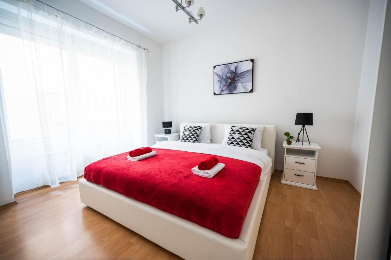 Bright And Modern 1Bdr Apartment In The Center سراييفو المظهر الخارجي الصورة