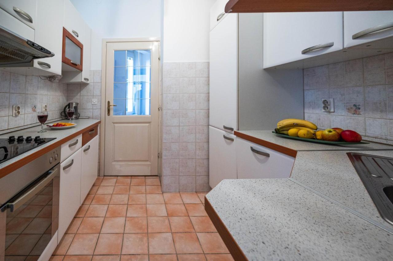 Bright And Modern 1Bdr Apartment In The Center سراييفو المظهر الخارجي الصورة