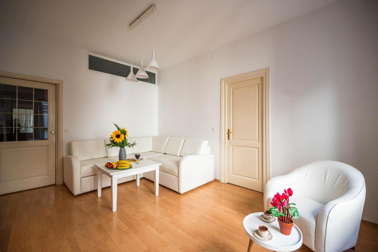 Bright And Modern 1Bdr Apartment In The Center سراييفو المظهر الخارجي الصورة
